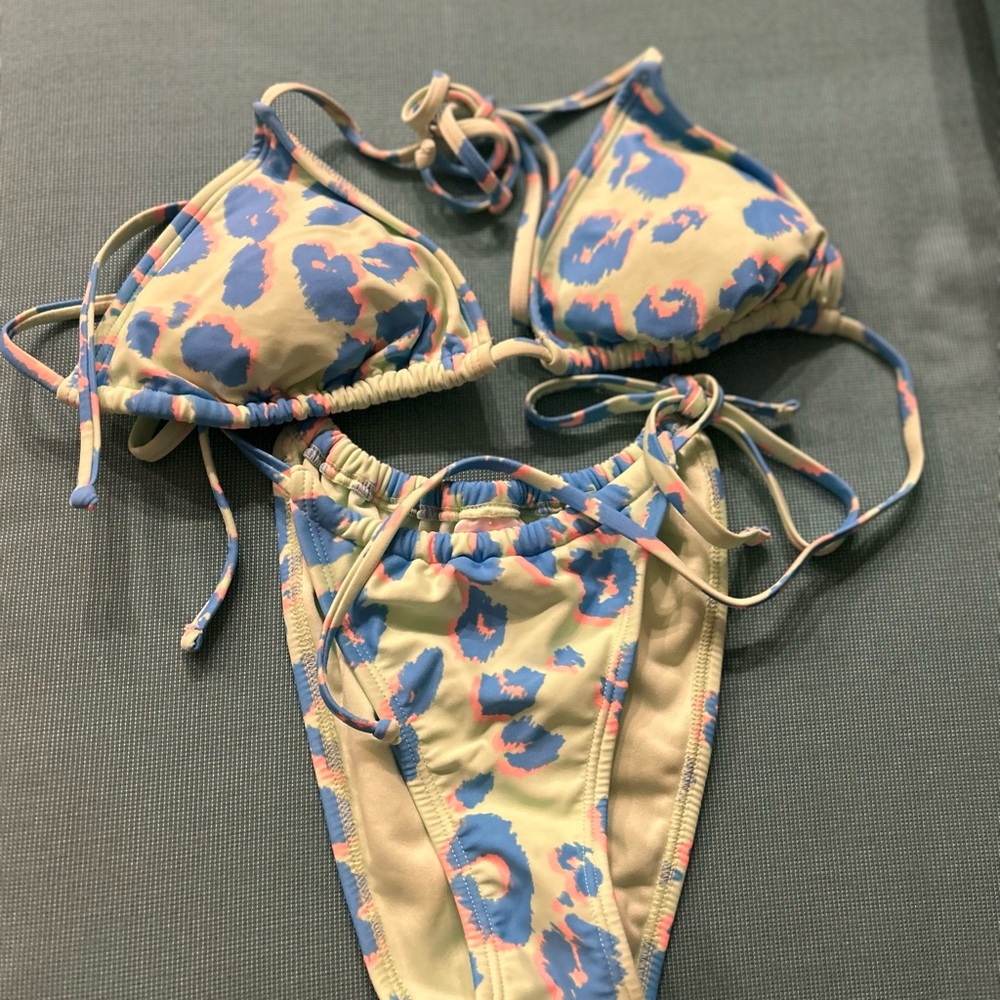 Stylish Blue and Green Bikini Set